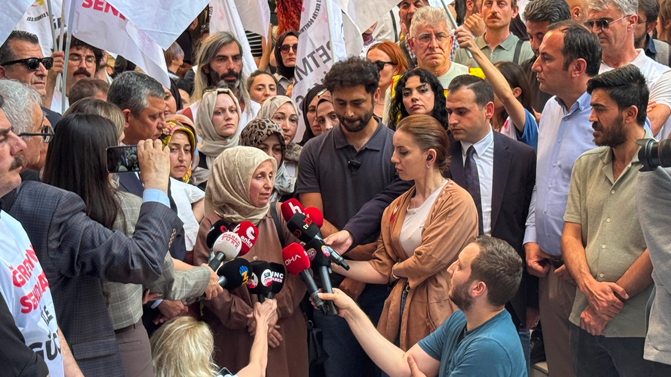 Öğretmenlerin Talebi Hak Talebidir, Bu Mücadele Meşrudur! - Gorsel 2