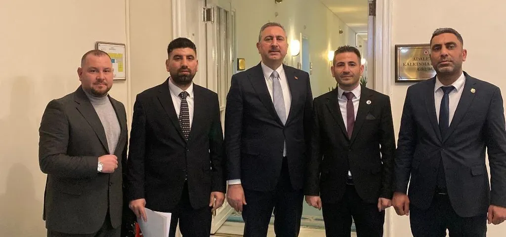 Ak Parti Grup Başkan Vekili Sayın Abdülhamid Gül' E Kamu Reform İçerikli Dosyamız İletildi